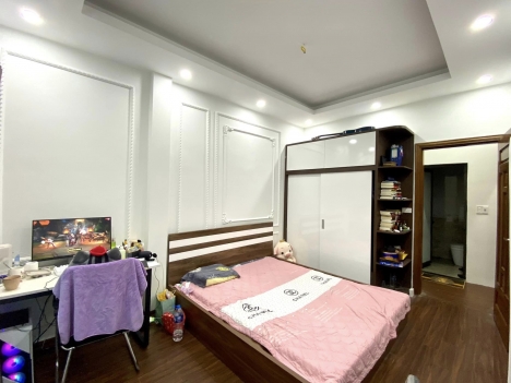 Bán nhà ĐỐNG ĐA - CẠNH VINCOM NGUYỄN CHÍ THANH OTO ĐỖ CỬA - HAI MẶT NGÕ 33M GIÁ 6 TỶ