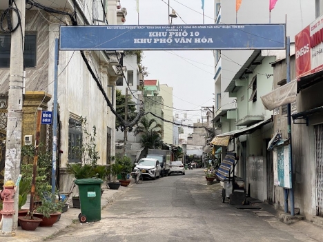 Chính chủ bán nhà HXH Hoàng Bật Đạt Tân Bình 4 tầng 6 PN 6WC