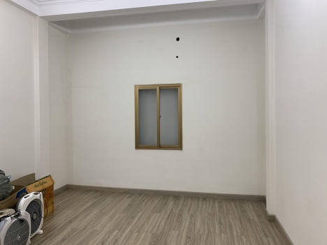 CHỦ CẦN BÁN NHÀ ĐỐNG ĐA ĐƯỜNG NGUYỄN CHÍ THANH 45 m2 x 4 T 8 TỶ Ô TÔ KD