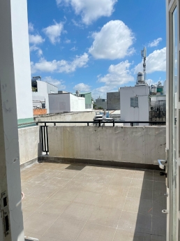 Bán gấp nhà 4m x 17m 3 tấm HXH Mã lò Bình Tân 5.1tỷ