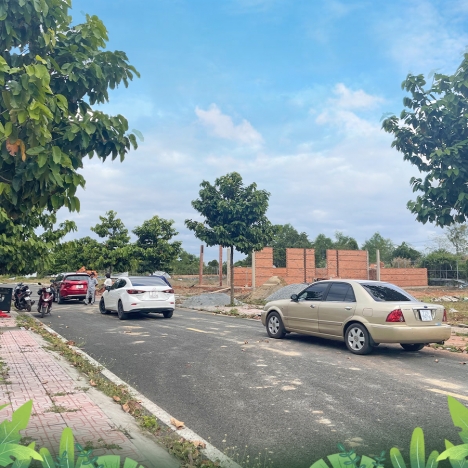 Còn vài nền giá tốt ngay trung tâm thành phố cần bán.