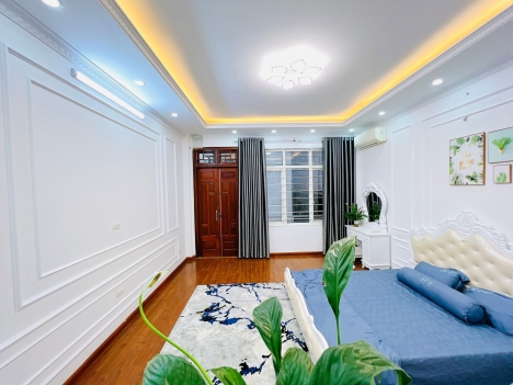 Tin được không , lõi Hoàng Mai 40 m bốn tầng mà chỉ gần 4 tỷ .