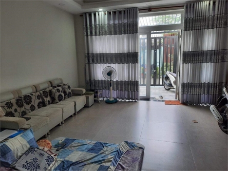 Cần Bán Gấp , Xe Hơi đỗ cửa , Lâm Văn Bền , Bình Thuận , chỉ 9,5 t