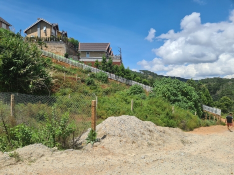 Cần tiền bán gấp đất Biệt Thự view thoáng tại Măng Ling, Đà Lạt 415m2 giá chỉ 14 triệu/m2 rẻ nhất