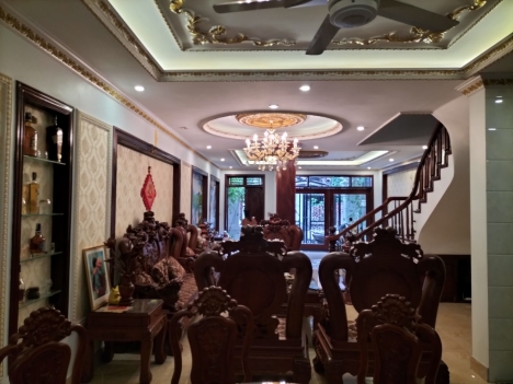 Bán nhanh căn Biệt thự nhà vườn 120m hoàn thiện siêu đẹp KDT Việt Hưng, Long Biên, Hà Nội