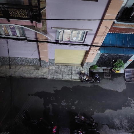 NGAY  LOTTEMART NGUYỄN VĂN LƯỢNG PHƯỜNB 10 GÒ VẤP - 4 TẦNG ĐÚC  - HẺM XE HƠI NGỦ TRONG NHÀ - KHU