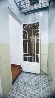 Bán nhà quận Tân Bình dt 3.1x11, đúc 1 lầu, nhà đẹp. Giá 3.42 tỷ còn bớt