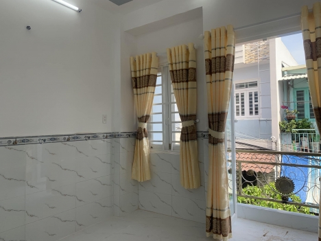 Nhà Tỉnh Lộ 10 – 3 tầng BTCT – xe hơi đỗ cửa – giá chỉ 4 Tỷ ( thương lượng )