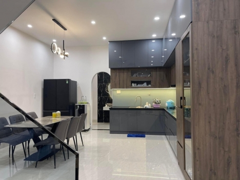 Nhà Sân ô tô 7 chỗ sát mặt tiền 106m2 2 tầng sân thượng nội thất xịn 4,1x tỷ