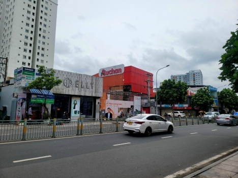 Bán nhà Lũy Ban Bích, 100m2, cấp 4. Giá chỉ 175tr/m2 còn thương lượng