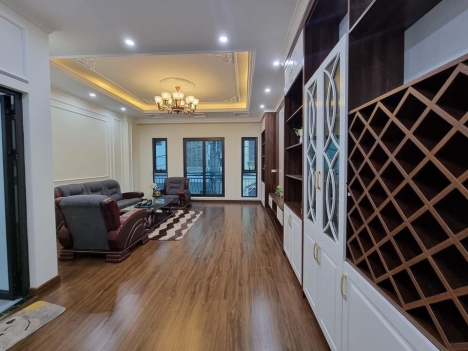 Cần bán cửa hàng kinh doanh phố Pháo Đài Láng - 50m2 - 14,8 tỷ - Ngõ 2 làn ô tô vỉa hè kinh doanh