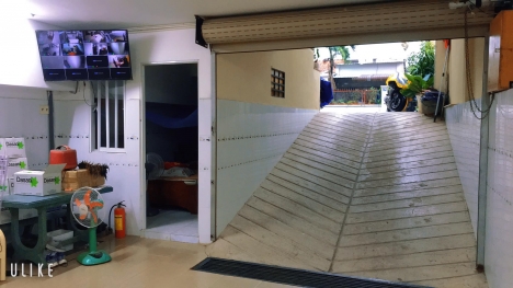 Bán gấp khách sạn giá rẻ quận 9- Tp. Thủ Đức. Diện tích 204m2  ( ngang 6m , dài 34m). 6 tầng 20