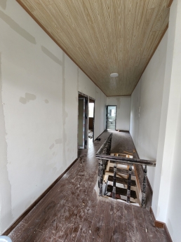 Cần bán gấp nhà đẹp giá rẻ hẻm ô tô tại Thái Phiên, Đà Lạt giá 2.2 tỷ
