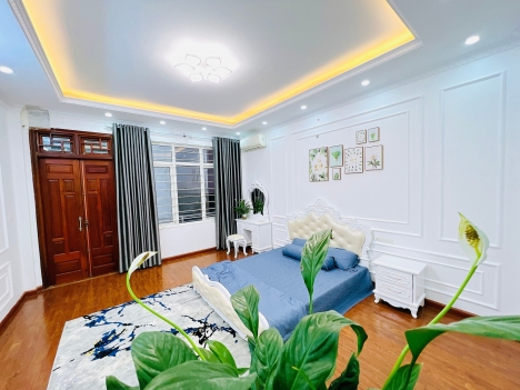Tin được không , lõi Hoàng Mai 40 m bốn tầng mà chỉ gần 4 tỷ .