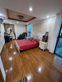 CĂN GÓC 4 NGỦ CHUNG CƯ GOLDEN LAND NGUYỄN TRÃI 147M 6.5 TỶ