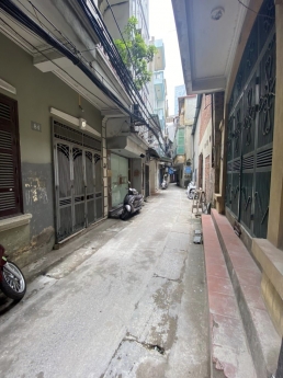 Bán nhà Kim Mã Ô TÔ ĐỖ CỬA - NGÕ THÔNG KINH DOANH 37m2 Giá 6.25 tỷ.