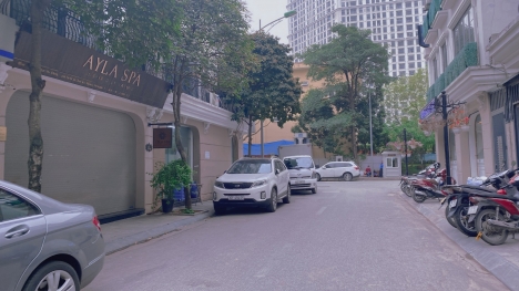 Đất Vàng Phú Diễn Lô Góc kinh doanh vỉa hè hai bên đường trước nhà ô tô quay đầu Dt 135m mt khủng