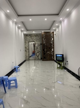 Nhà Đẹp THái Hà Lung Linh SAng Trọng Đẳng Cấp Đại Gia-Gara-thang máy nhập khẩu