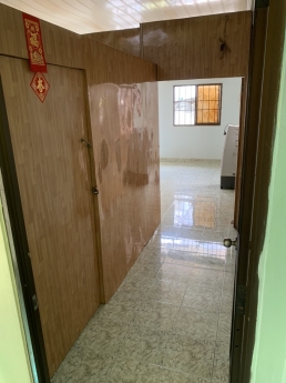 Cần tiền bán gấp nhà hẻm Ông Ích Khiêm, P.14, Q.11