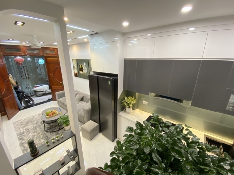 CHỦ CẦN BÁN NHÀ KIM GIANG QUẬN THANH XUÂN 33m2 x 5 T 4.65 TỶ Ô TÔ KD