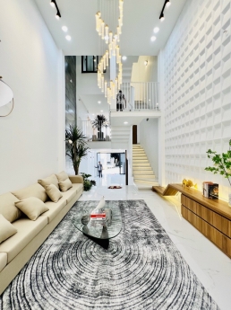 Gần 70m2 , sổ vuông A4 , HXH thông , 5 tầng BTCT mới , Lê đức thọ , P13 , Gò Vấp.
