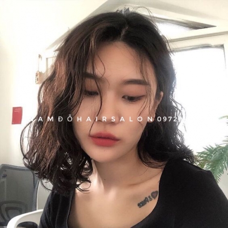 Uốn Sóng Nước Top Salon Làm Tóc Ngang Vai Đẹp Giá Rẻ Hoài Đức -Nam Đỗ Hair Salon