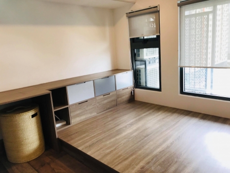 Nhà Vũ Tông Phan, siêu gần phố, tặng full nội thất, dt 40m2x4t, mt 3m, chỉ 4.7 tỷ.