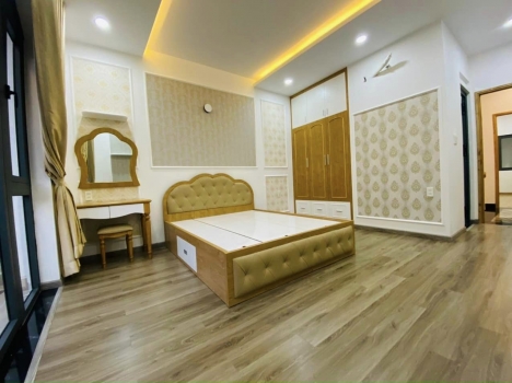 Siêu Phẩm - 5 Tầng - MT Đường 10m - Thống Nhất - P10  nhỉnh 12 tỷ