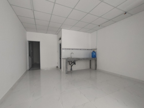 Bán tháo nhà Trường Thọ Thủ Đức. 108m2 HXH 2 tầng nhiều phòng. 5 tỷ 2 TL.