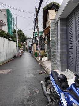 Bán Nhà C4-100m2- Đông Hưng Thuận 02- Hẻm Xe Hơi Tránh Thông ra Song Hành.