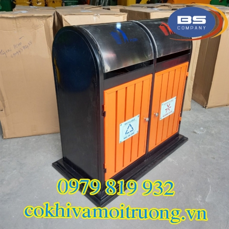 Thùng Rác 2 Giả Gỗ Ngoài Trời