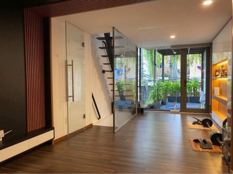 BÁN RẺ NHÀ ĐỐNG ĐA KINH DOANH TỐT CHỈ NHỈNH 3 TỶ
