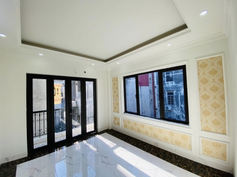 Nhà Bùi Xương Trạch lô góc 2 thoáng, ô tô, dt 40m2xt, mt 3.5m, chỉ 4.8 tỷ.