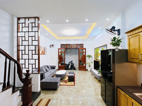 NHÀ ĐẸP,NỘI THẤT VÍP,Ô TÔ GẦN,KIM GIANG,HOÀNG MAI 40m*4T,MT4m,CHỈ 3,8 TỶ