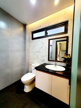 Ngộp BANK bán gấp nhà 56m2 hxh 704/ Hương Lộ 2 Bình Tân, 5.8 tỷ