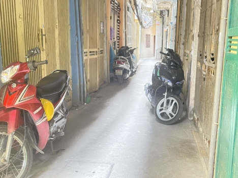 BÁN NHÀ NGÃ TƯ Ô CHỢ DỪA: 37M2, 4 TẦNG, 4 NGỦ, MT 3.5M, 20M RA Ô TÔ ĐỖ TRÁNH DỪNG, 3.5 TỶ