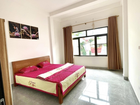 NHÀ HOÀNG QUỐC VIỆT - CẦU GIẤY. PHÂN LÔ. Ô TÔ ĐỖ CỬA. Ở YÊN TĨNH. DT 80M2. GIÁ 12,5 TỶ