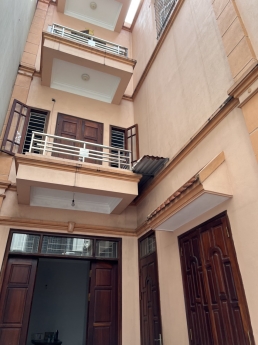 Chính chủ cần  bán nhanh căn nhà 3 tầng tại nhà số 5, ngõ 141/182, Giáp Nhị, Hoàng Mai, Hà Nội.