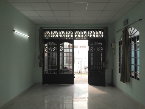 Bán nhà Gò Dầu cách Tân Sơn Nhì 50m. Diện tích: 4.25x10, 1 lầu. Giá 5 tỷ thương lượng