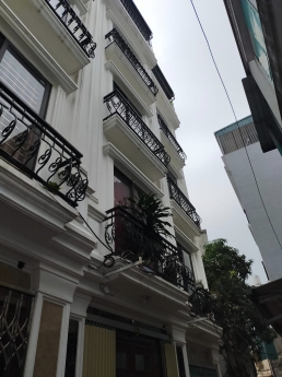 NHÀ ĐẸP CỔ LINH-HÀNG XÓM AEON MALL - MỚI KOONG ĐÓN TẾT! 5 TẦNG, 3 TỶ.