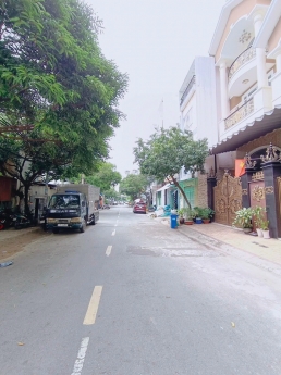 BÁN NHÀ GẦN TRƯỜNG ĐẠI HỌC CÔNG NGHIỆP THỰC PHẨM - TÂN SƠN NHÌ - TÂN PHÚ