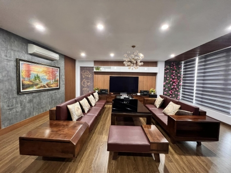 NHÀ HOÀNG QUỐC VIỆT - CẦU GIẤY. PHÂN LÔ. Ô TÔ ĐỖ CỬA. Ở YÊN TĨNH. DT 80M2. GIÁ 12,5 TỶ