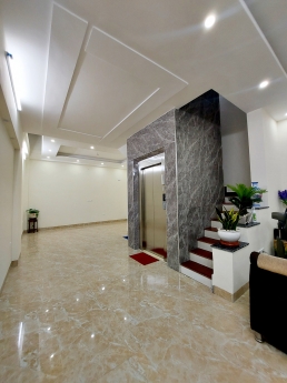 Bán CCMN 181 Xuân Thủy-Dịch Vọng Hậu-Dòng tiền lớn-68m2x7T,mặt tiền 5.5m