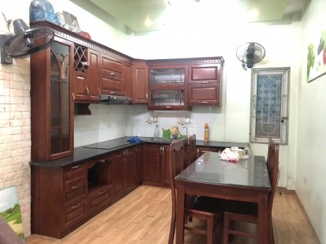 Bán nhà 5 tầng phân lô phố Tôn Đức Thắng, 35m2, 4 tỷ 1