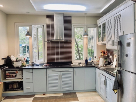 BÁN BIỆT THỰ MINI KHU VÕ THỊ SÁU 50M2 X5 TẦNG .GẦN HỒ ,SIÊU THỊ ,CUNG VĂN HÓA-OTÔ ĐẬU CỬA