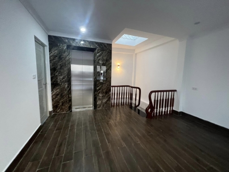 Bán nhà mới 6 tầng thang máy Đàm Quang Trung_ô tô_62 m2_9,5 tỷ