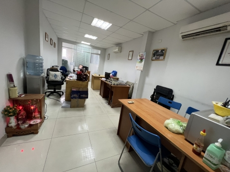 Nhà bán mặt tiền  Hồ Bá Kiện, P15,Q10 diện tích lớn, giá chỉ nhỉnh 20 tỷ,