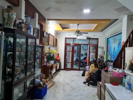 BÁN NHÀ BỒ ĐỀ - LONG BIÊN - 92 M2 X 4T - nhỉnh 7 tỷ - NHÀ ĐẸP, NGÕ 6M Ô TÔ ĐI THÔNG -