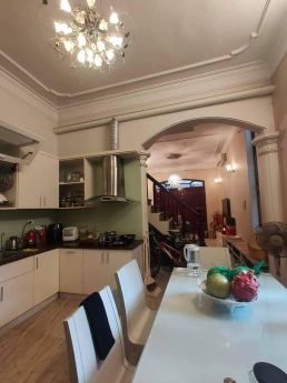 Phân Lô, ô tô 15 m- Đào Tấn 75 m x 5 tầng, MT 5.5 m, giá 8.4 tỷ.