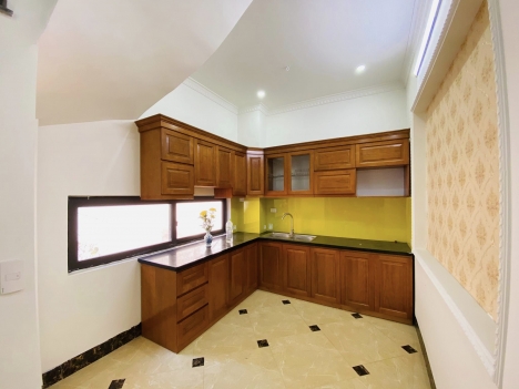 Nhà Bùi Xương Trạch lô góc 2 thoáng, ô tô, dt 40m2xt, mt 3.5m, chỉ 4.8 tỷ.